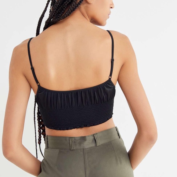 Urban outfitters esmeralda crop top - Picture 2 of 2